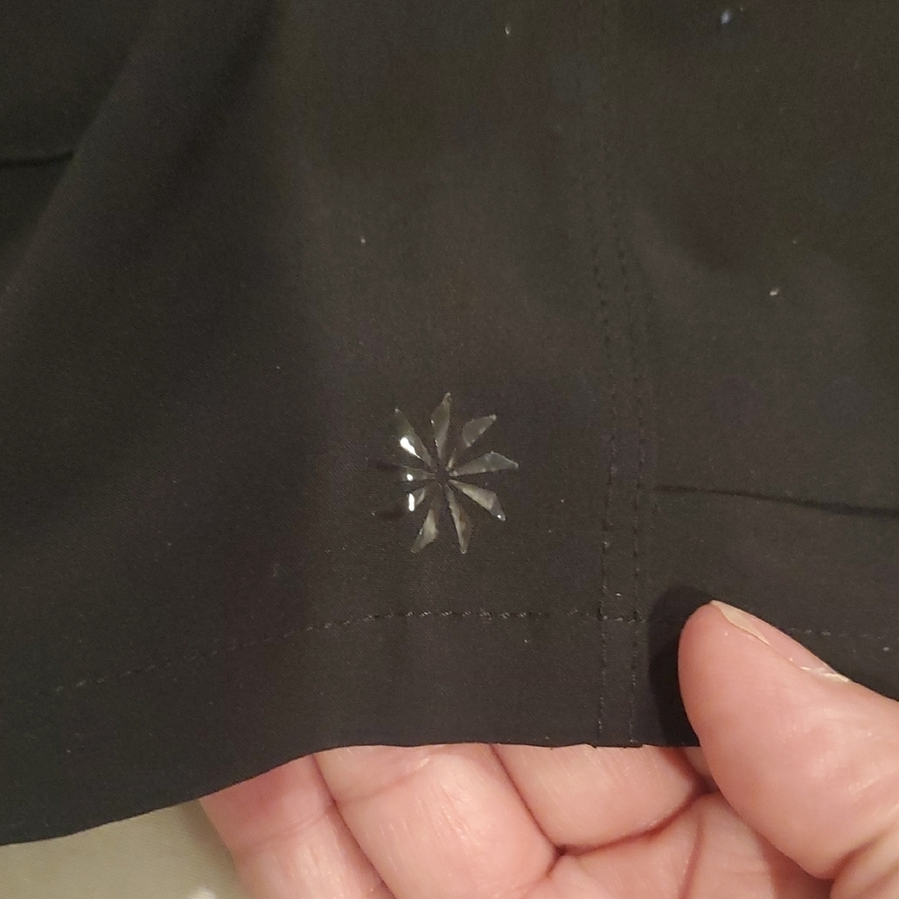 Athleta Black Relaxed Fit Shorts Lightweight Elastic Waist - Picture 6 of 6